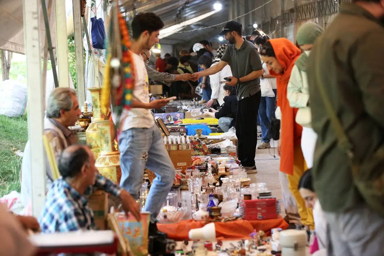 تصاویر؛ خاص ترین جمعه بازار تهران کجاست؟