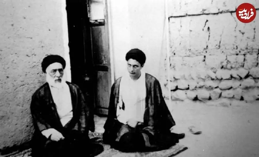 عکس؛ سفر در زمان؛ «امام موسی صدر در کنار پدرش آیت الله سید صدرالدین صدر در قم»؛ دهه 20
