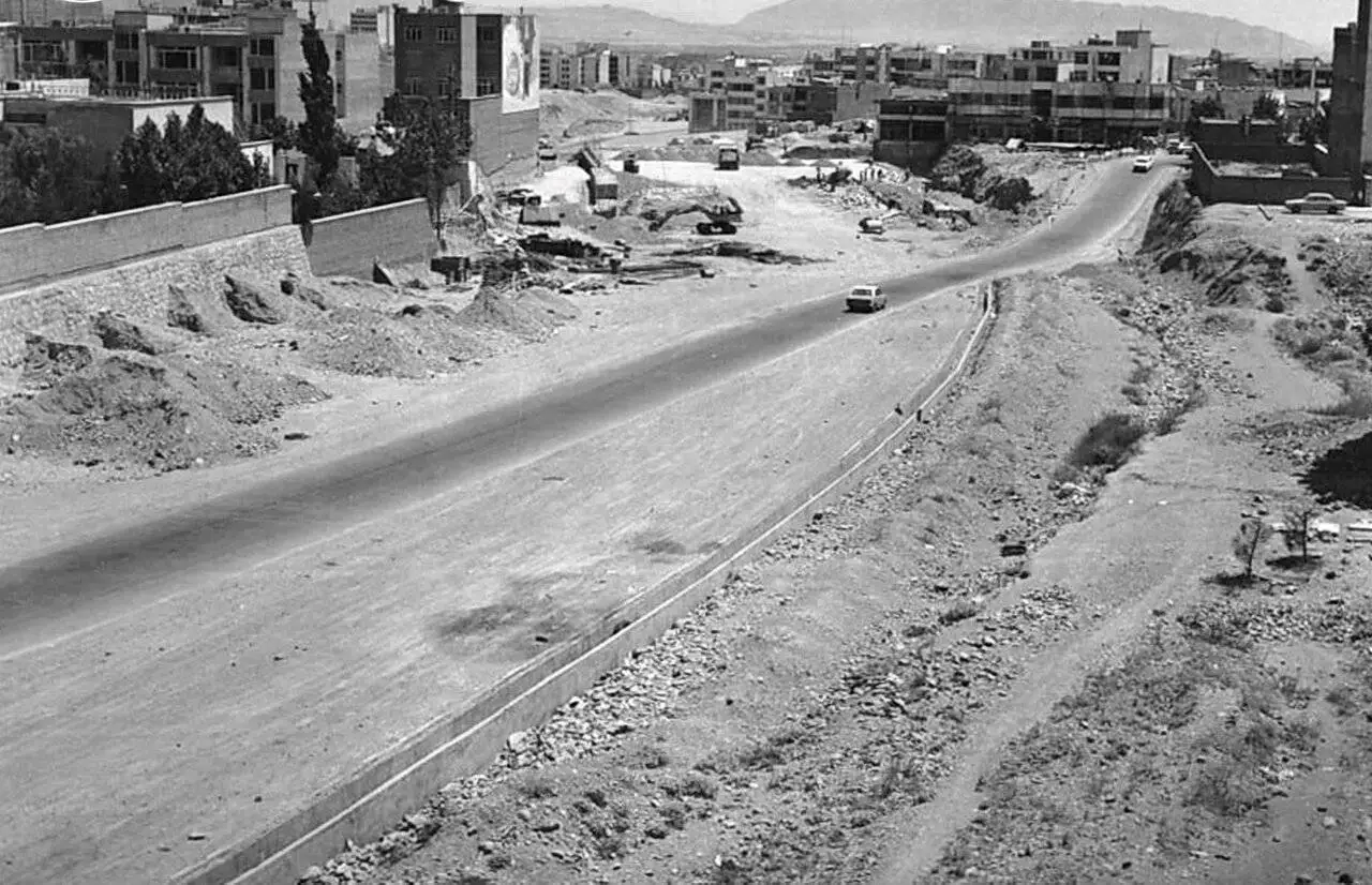 عکس؛ سفر به تهران قدیم؛ بزرگراه مدرس، 55سال پیش