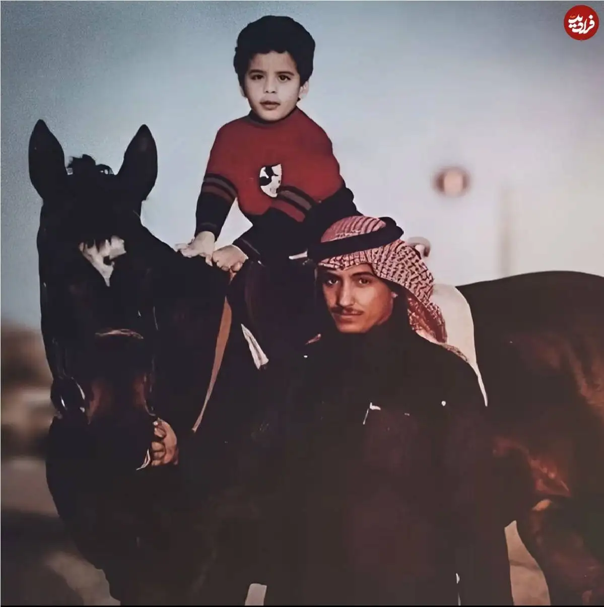 عکس؛ سفر در زمان؛ «محمد بن سلمان» در حال اسب سواری در 6 سالگی؛ سال 1369