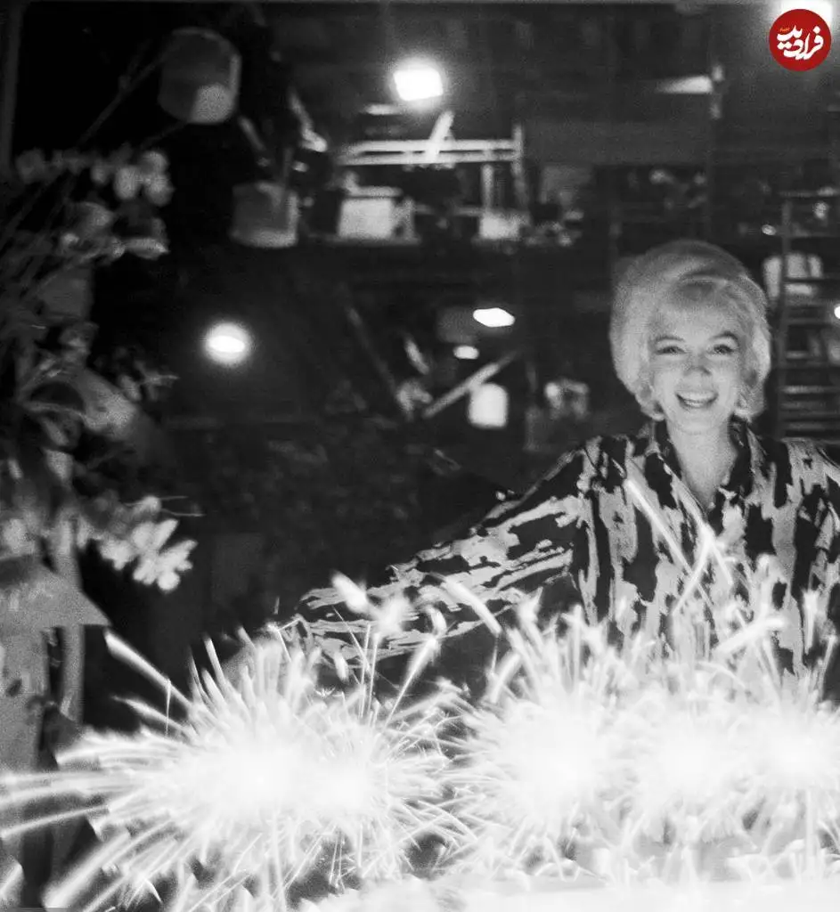 عکس؛ سفر در زمان؛ «مرلین مونرو در آخرین جشن تولدش»؛ سال 1341