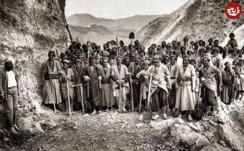 عکس؛ سفر در زمان؛ «جاده چالوس را این مردان سخت کوش ساختند»؛ دهه 1310