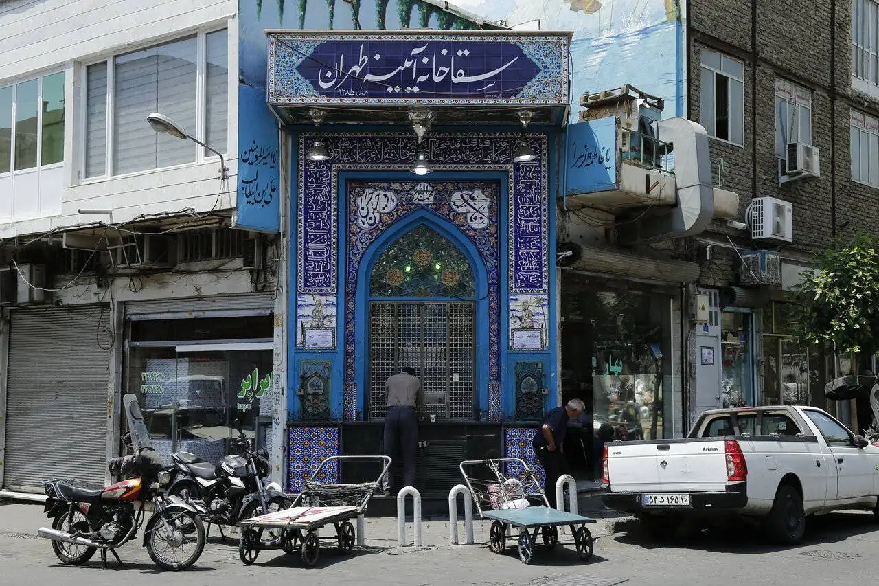 تصاویر؛ سفر در زمان؛ قدیمی ترین و معروف ترین سقاخانه های تهران را بشناسید