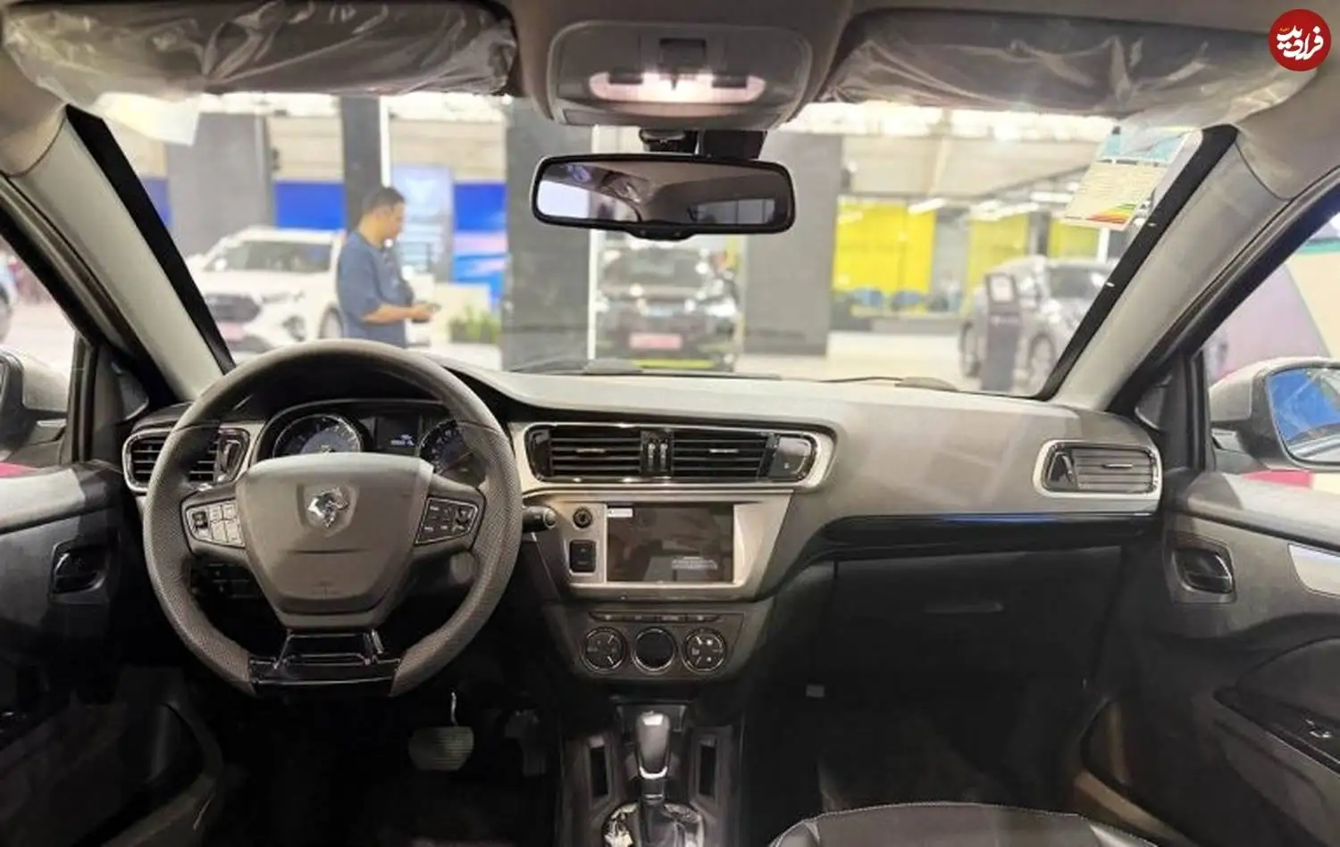 تصاویر؛ رونمایی از تارا v4 توربو؛ از قیمت تا مشخصات سدان جدید ایران خودرو