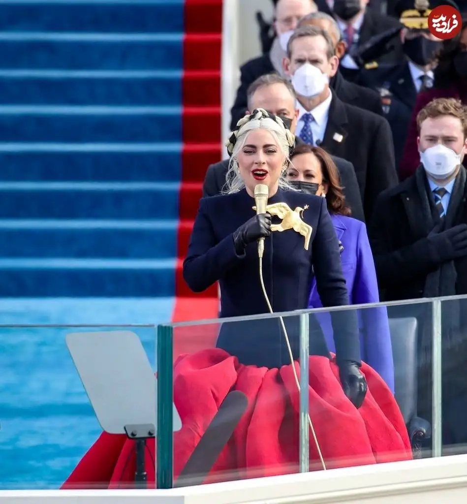 عکس؛ سفر در زمان؛ تیپ و چهره «لیدی گاگا» در 35 سالگی؛ سال 1399