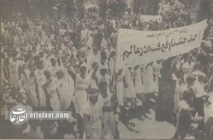 تصاویر؛ سفر در زمان؛ راهپیمایی 5 میلیونی علیه اسرائیل همزمان با حمله دشمن در تهران
