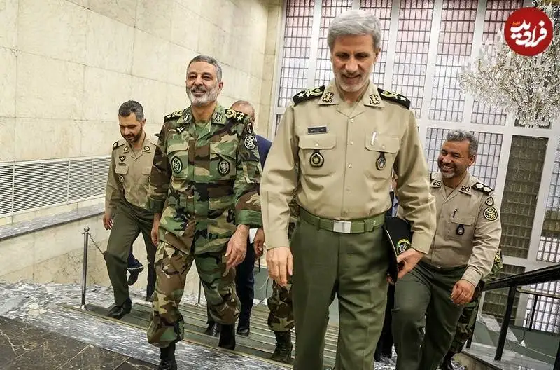 عکس؛ سفر به تاریخ؛ امیر موسوی و امیر حاتمی، دو فرماندۀ ارتش در کنار هم؛ سال 1396