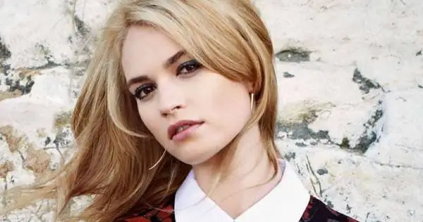 تصاویر عکس های  شخصی، زندگی خصوصی و بیوگرافی لیلی جیمز