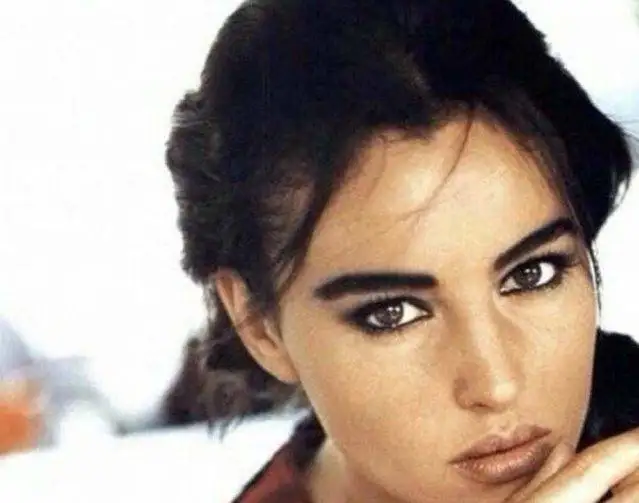 تصاویر؛ عکس های  شخصی، زندگی خصوصی و بیوگرافی مونیکا بلوچی