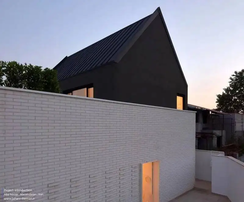 تصاویر؛ افرا؛ خانه ی خاص مازندرانی برنده جوایز معماری شد
