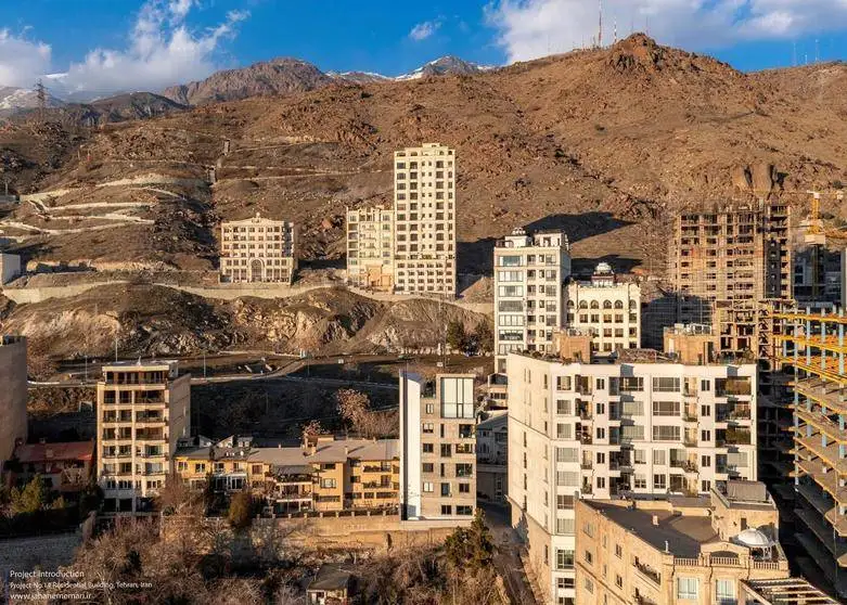 تصاویر؛ "ساختمان شماره 14": معماری جذاب تقریبا بروتالیست در تهران