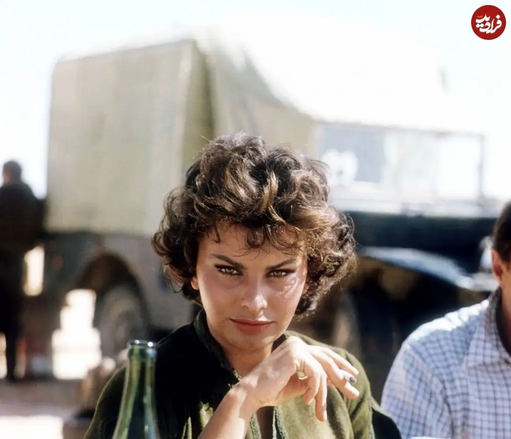 تصاویر؛ سفر در زمان؛ «سوفیا لورن، نماد زیبایی سینمای کلاسیک» در 23 و 26 سالگی