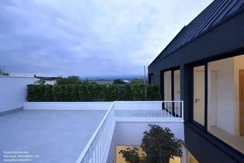 تصاویر؛ افرا؛ خانه ی خاص مازندرانی برنده جوایز معماری شد