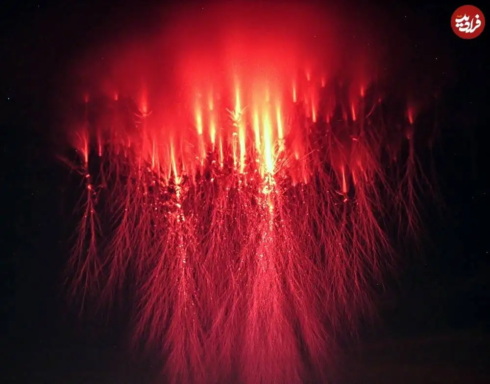 از برق های قرمز تا ارواح سبز؛ مرموزترین شکل های «رعد و برق» روی سیاره زمین