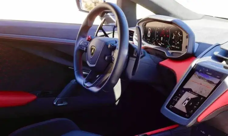 تصاویر؛ ابرخودرو 50 میلیاردی برای درنوردیدن جاده ها؛ با لامبورگینی روئلتو آشنا شوید