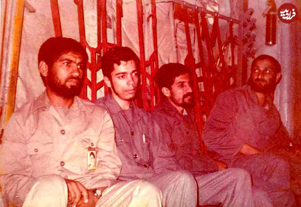 عکس؛ سفر در زمان؛ «سرلشکر باقری در کنار صادق آهنگران» در جبهه؛ دهه 60