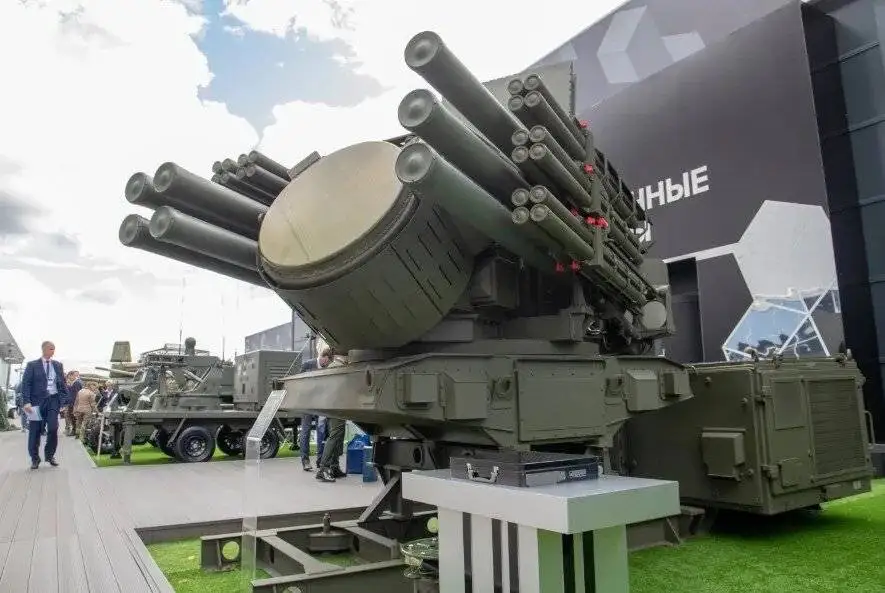 عکس؛ موشک های ضدپهپاد روسی از راه رسیدند