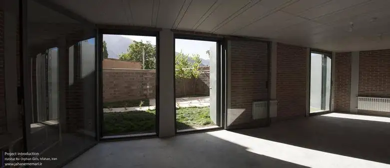 تصاویر؛ اقامتگاه دختران در خوانسار؛ رتبه اول جایزه معمار در بخش ساختمان های عمومی