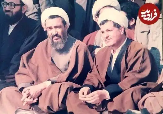 عکس؛ سفر در زمان؛ «آیت الله موحدی کرمانی در کنار هاشمی رفسنجانی»؛ اواخر دهه 50