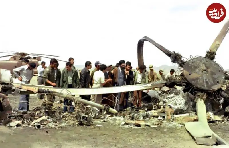 عکس؛ سفر به تاریخ؛ «رهبر انقلاب، دکتر چمران و هاشمی رفسنجانی» در صحرای طبس؛ سال 1359