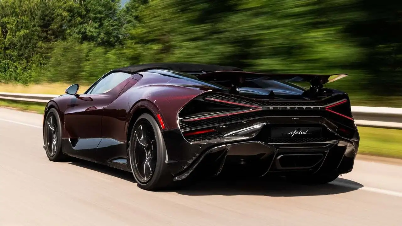 عکس؛ آزمایش جالب بوگاتی پیش از تحویل به مشتری