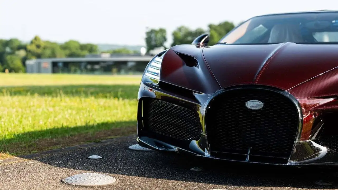 عکس؛ آزمایش جالب بوگاتی پیش از تحویل به مشتری