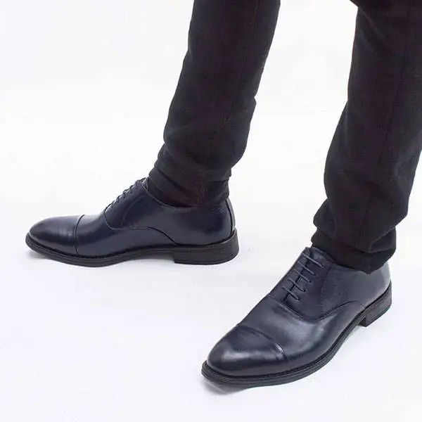 کفش مناسب محل کار چه ویژگی هایی دارد؟ 7 نکته طلایی