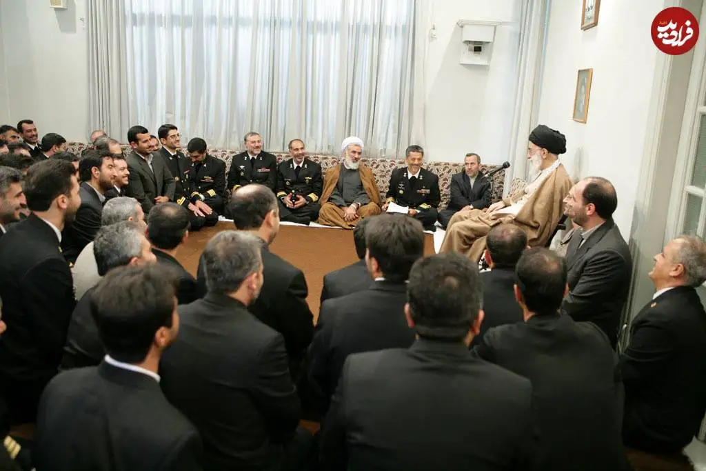 عکس؛ سفر در زمان؛ «کاظم صدیقی و دریادار سیاری» در بیت رهبری؛ سال 1386