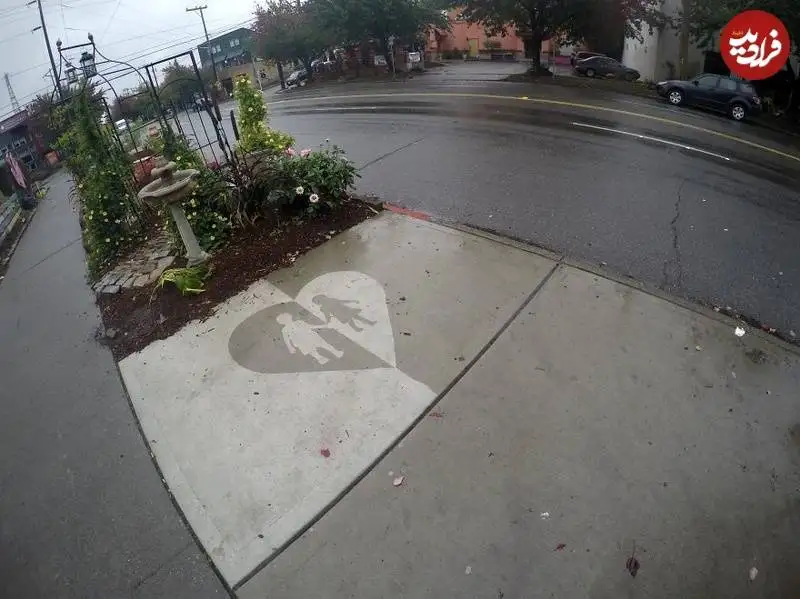 تصاویر؛ هنر خیابانی؛ نقاشی های خلاقانه ای که فقط «زیر باران» دیده می شوند