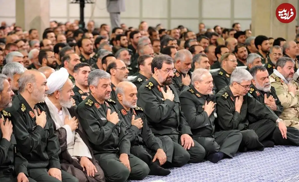 عکس؛ سفر در زمان؛ «سرلشکر باقری، سلامی، رشید، محسن رضایی و عزیز جعفری» در بیت رهبری؛ سال 94