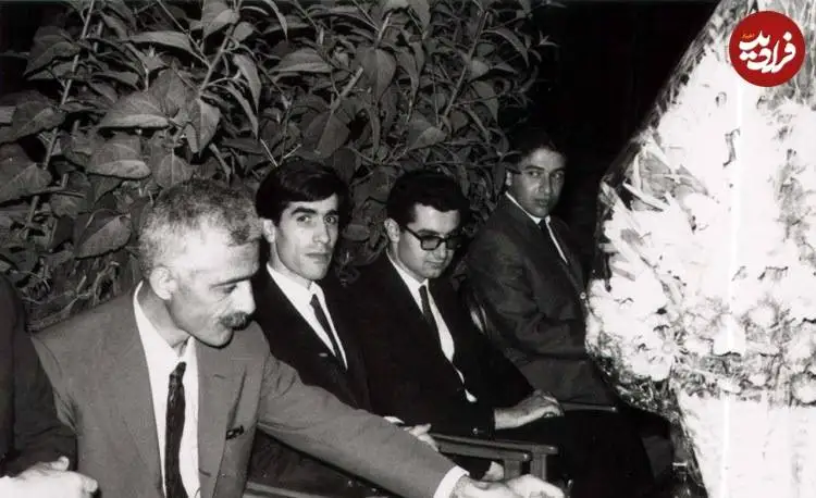 عکس؛ سفر در زمان؛ «جلال آل احمد در مراسم عروسی خواهرزاه اش مهدی آل احمد»؛ دهه 40