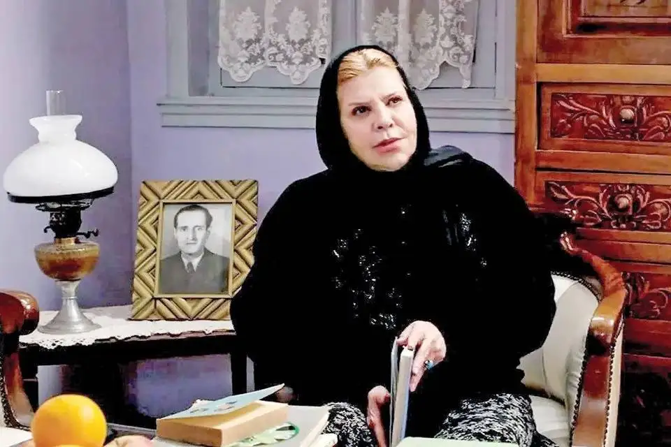 زری خانم! زیبایی شما تا آنسوی ابدیت جریان دارد