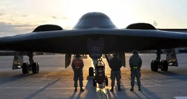 معمای ناپدید شدن بمب افکن b-2 آمریکا پس از حمله به ایران