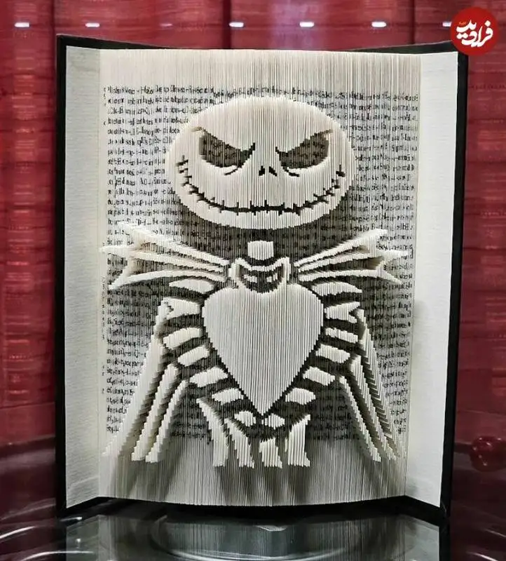 تصاویر؛ خلاقیت هنرمندانی که از «کتاب ها» آثار هنری خلق می کنند