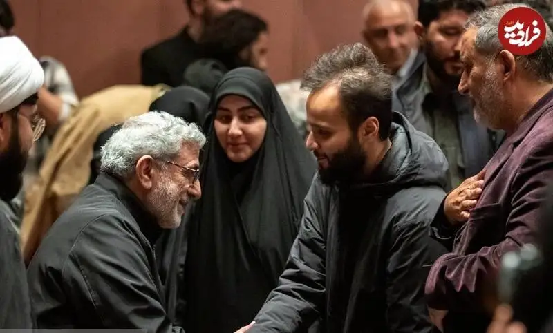 عکس؛ سفر به تاریخ؛ «سردار قاآنی و دختر سردار سلیمانی» در یک کنگرۀ شعر؛ سال 1403