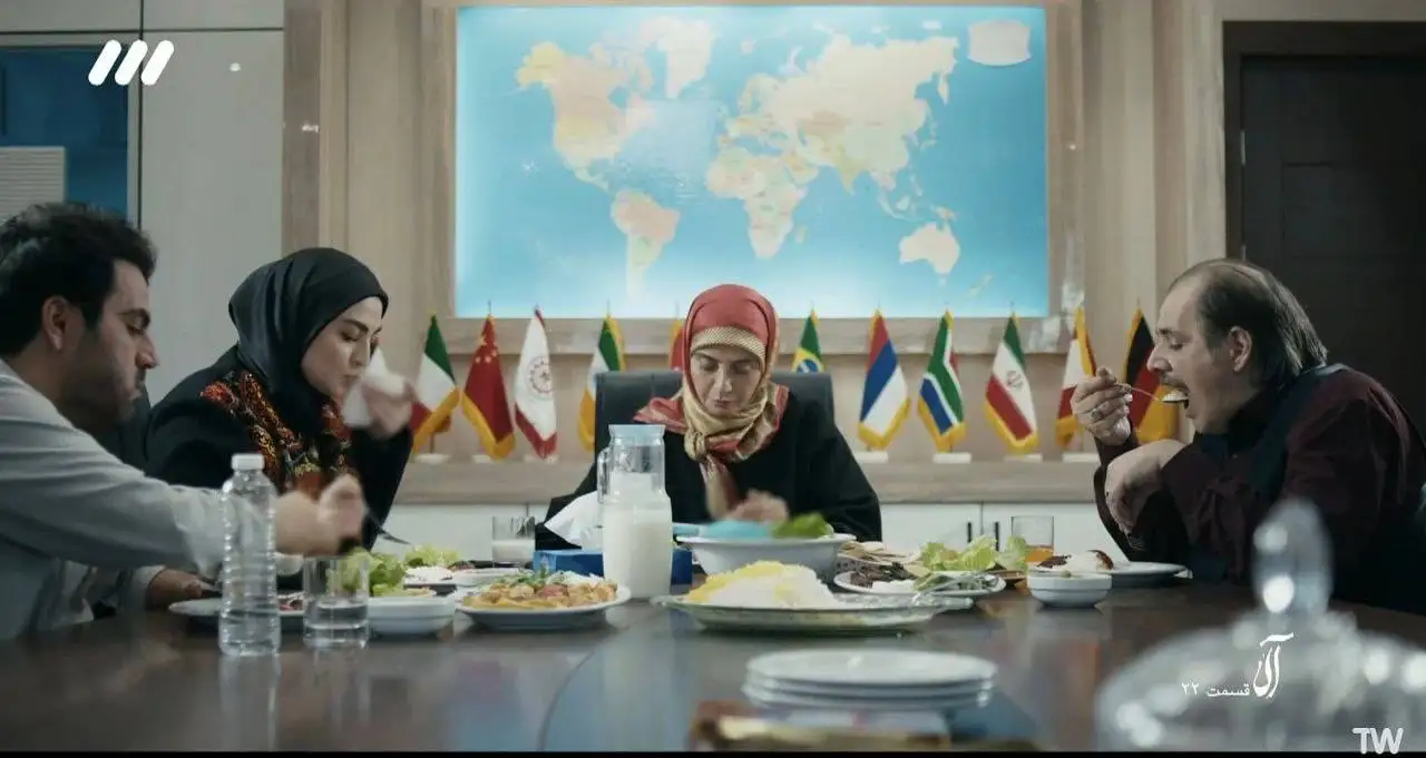 عکس؛ مدل جدید سانسور در صداوسیما جلب توجه کرد