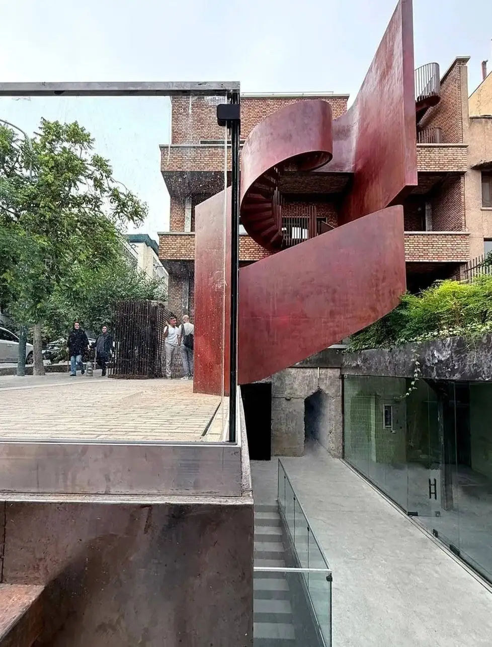 تصاویر؛ معماری خاص خانه شاملو؛ پلتفرمی فرهنگی از بازسازی تا گشایش به روی شهر