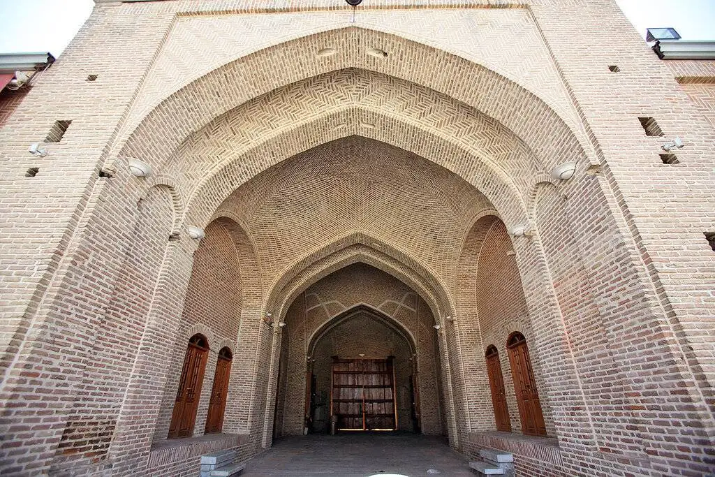 تصاویر؛ گردش تاریخی در کاروانسرای خانات