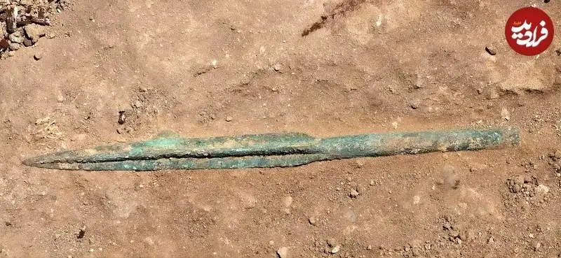 «جنگجوی دو متری» با سرنیزۀ «چهارلبه» بعد از 3800 سال از زیر خاک بیرون آمد