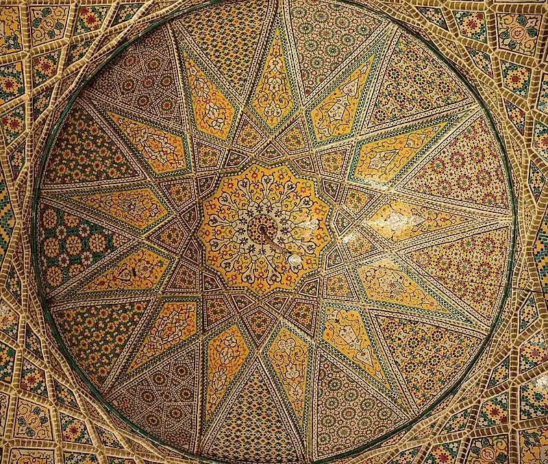 تصاویر؛ سفر در زمان؛ عمارتی که نخست وزیری آن را ساخت و نخست وزیری در آن به قتل رسید؛ مسجد سپهسالار نگین عصر ناصری