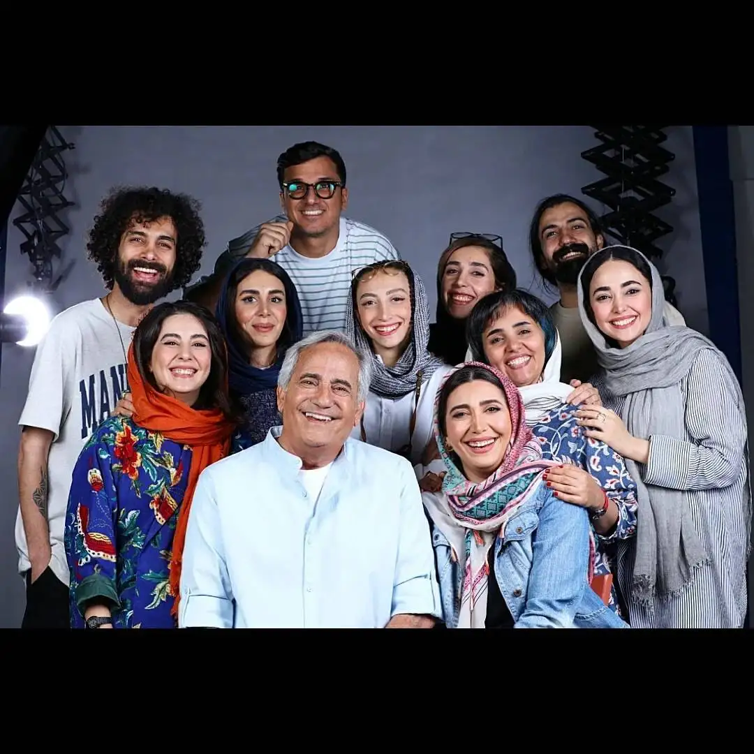 تصاویر؛ تصاویر یادگاری بازیگران از «فصل خانوادگی» جوکر2 در اتاق گریم