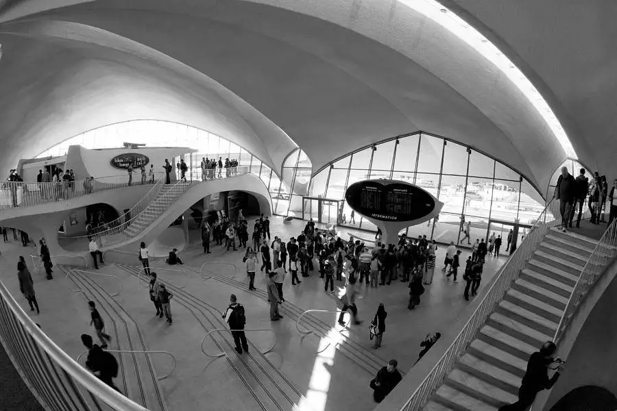 تصاویر؛ ترمینال پرواز فرودگاه یا یک اثر هنری معماری خیره کننده