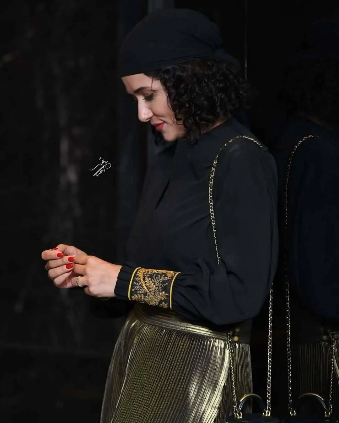 تصاویر؛ استایل رسمی و شیک پریناز ایزدیار در اکران «زن و بچه»