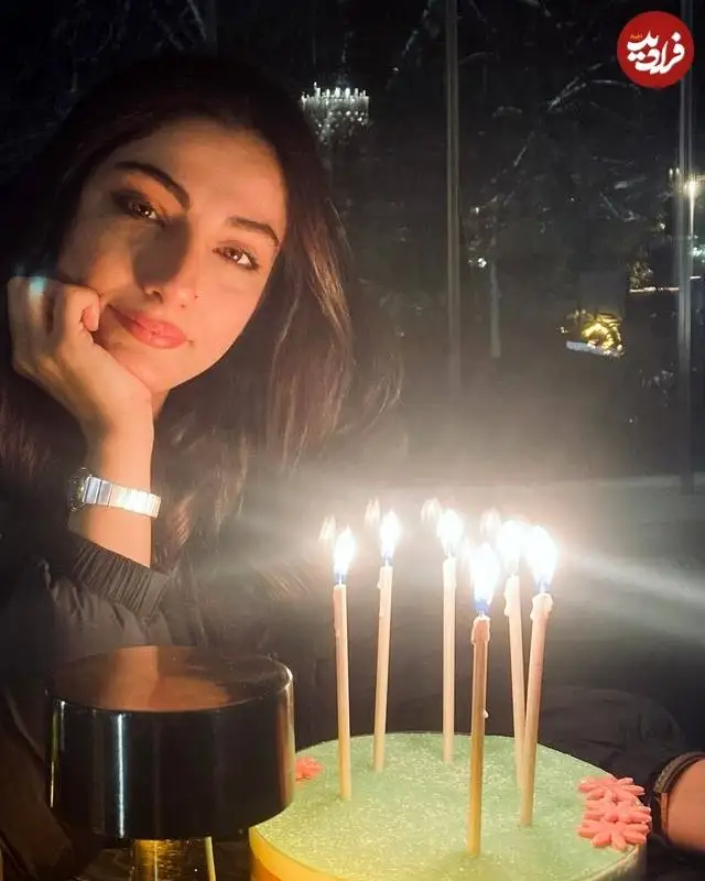 عکس؛ سفر زمان؛ چهرۀ «نجلا» در جشن تولد 33 سالگی اش