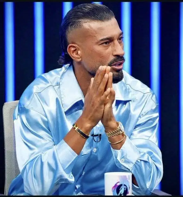 رامین عشق تیم استقلال؛ اما او به انگلیسی مسلط است!