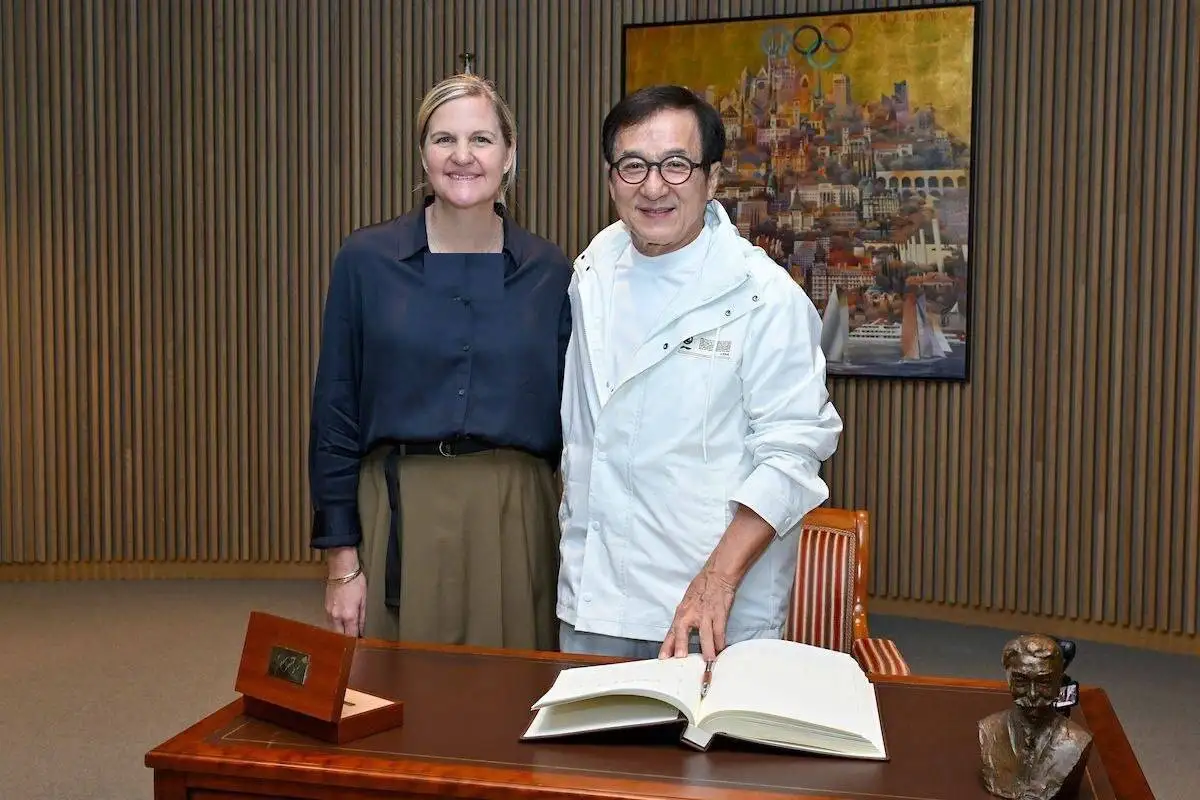 عکس؛ تیپ و ظاهر جکی چان در 71 سالگی