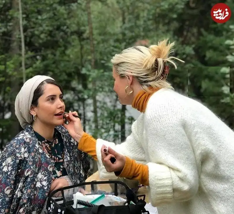عکس؛ سفر زمان؛ بازیگر نقش «طوبی» (سریال طوبی) در پشت صحنۀ اولین فیلمش در «فنلاند»