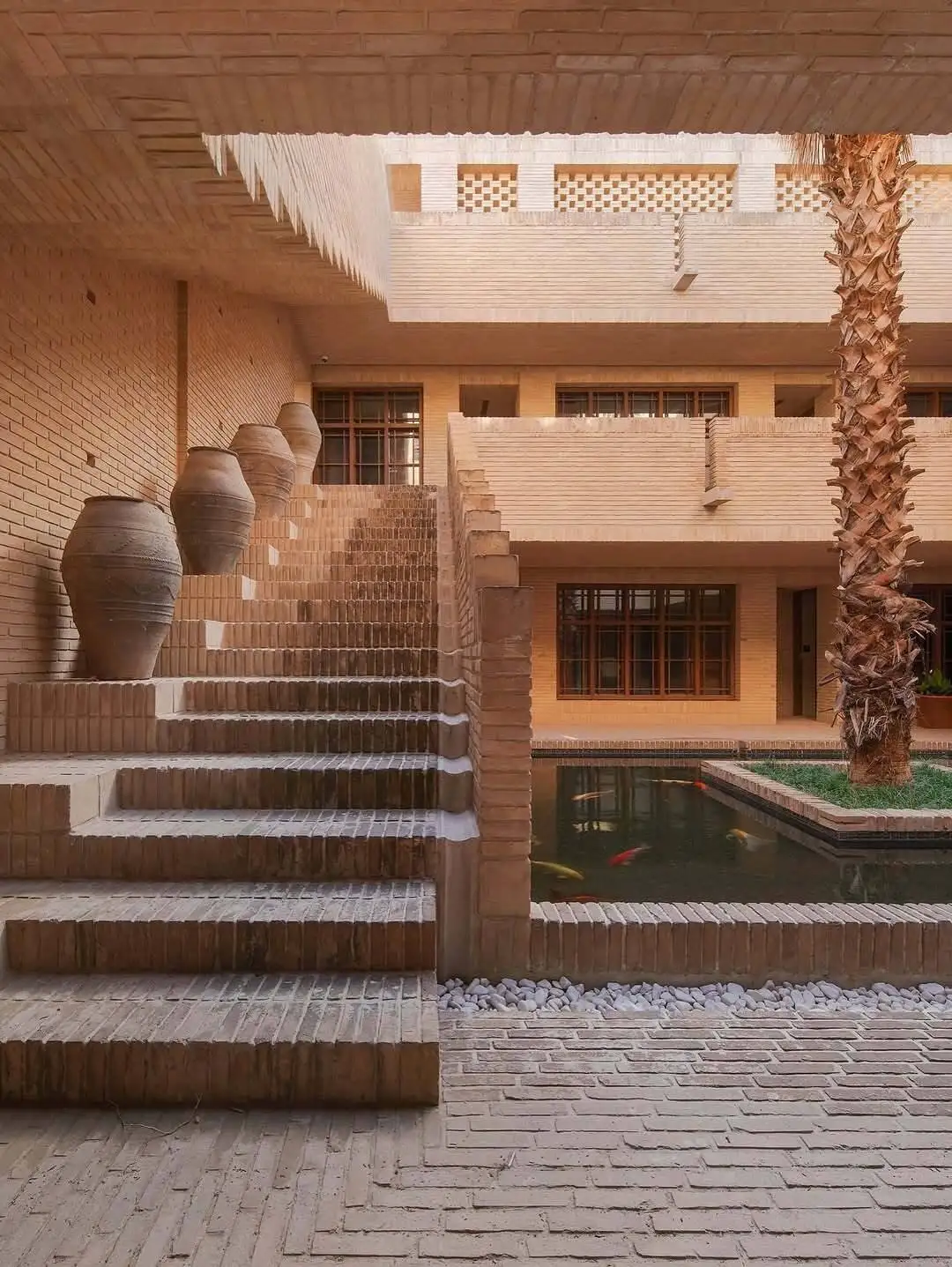 تصاویر؛ احیای معماری ایرانی در قلب شیراز؛ بوتیک هتل سنگ سیاه