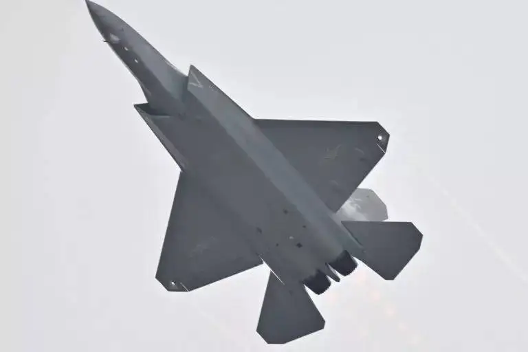 تصاویر؛ مروری بر 5 جنگنده نسل پنجم پیشرفته دنیا: از چنگدو j-20 تا f-22 رپتور