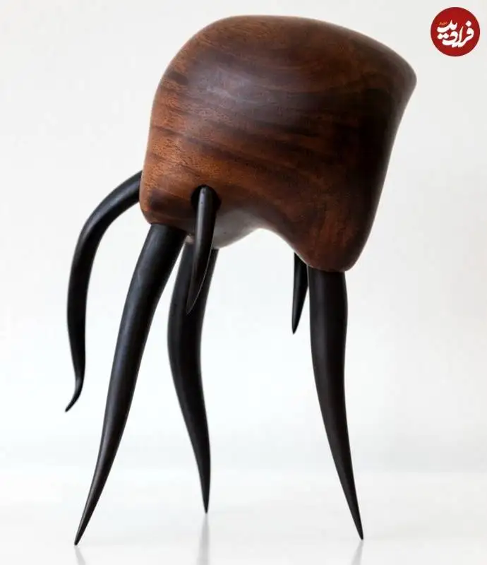 تصاویر؛ هنرمند آفریقایی که از چوب، «جانوران آخرالزمانی» می سازد